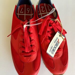 Brooks Men's Red Sneakers